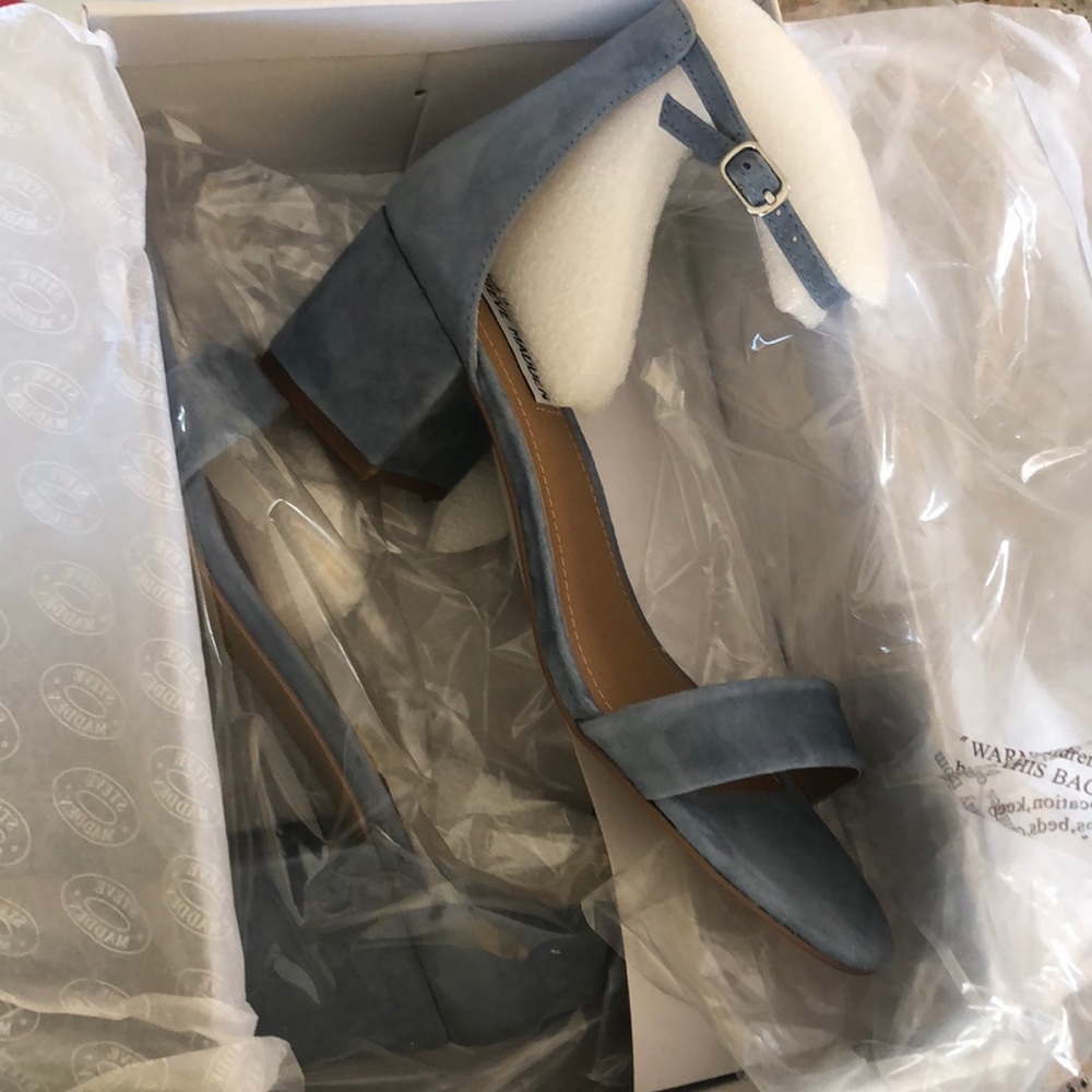 Steve Madden irenee block heels NEW!